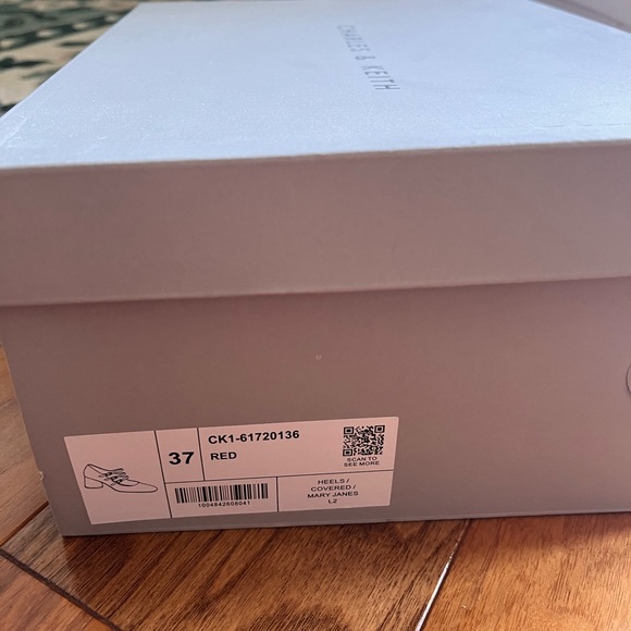 Charles and Keith triple buckled Red Mary Janes with Cylindrical Heels - Picture 7 of 7